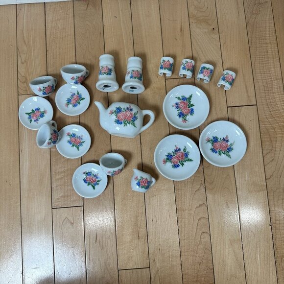 AGGLO Miniature China Tea Set Porcelain Floral Pattern - Picture 2 of 6